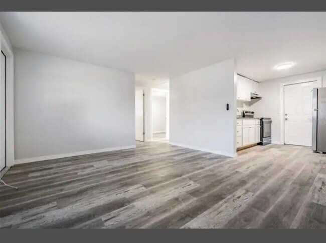 Foto del edificio - 1707 E Idell St