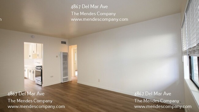 Building Photo - 4867 Del Mar Ave