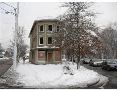 Foto principal - 12 Brush Hill Rd