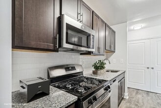 Building Photo - Rolling Park Apartments