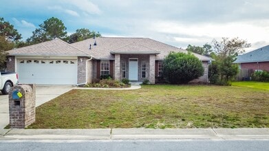 Building Photo - 10719 Crosscut Dr