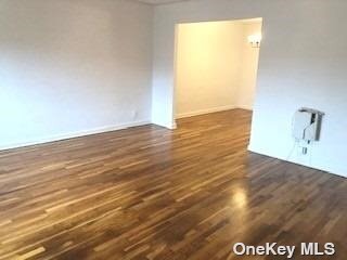 Foto del edificio - 212-05 43rd Ave