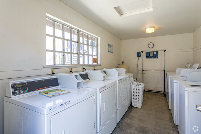 Laundry Room - Blue Haven Apartments