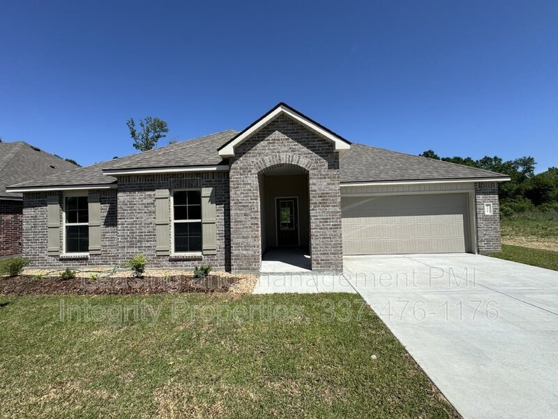 Primary Photo - 231 S Lakepointe Dr