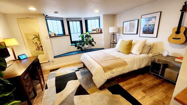 Foto del edificio - 719 Remington St