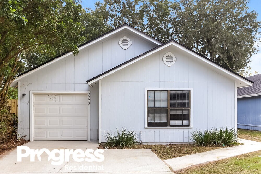 Primary Photo - 2223 Destine Ln