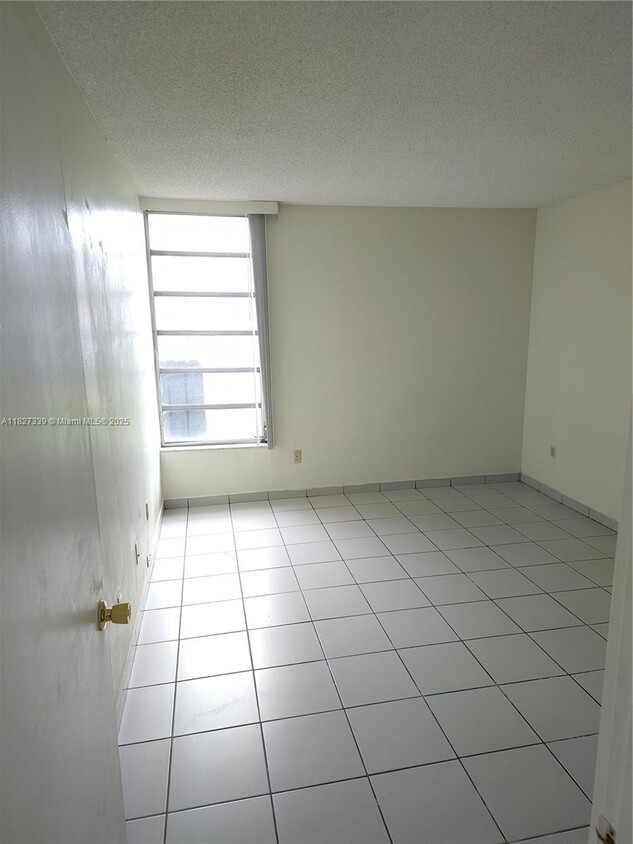Building Photo - 8821 W Flagler St