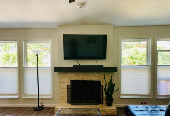 Building Photo - 11502 Murcia Dr