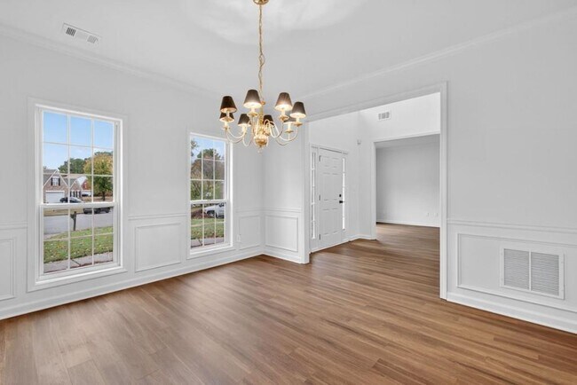 Foto del edificio - 2467 Bittersweet Cir