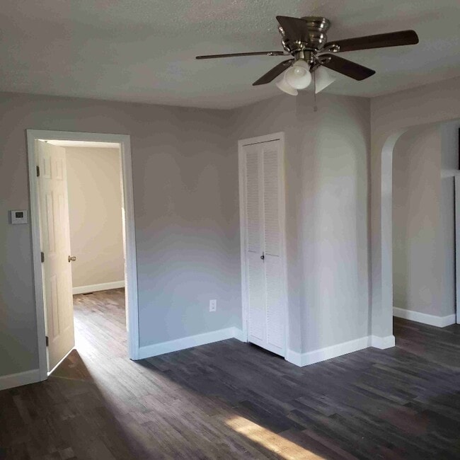 Building Photo - 4216 Shafor Dr