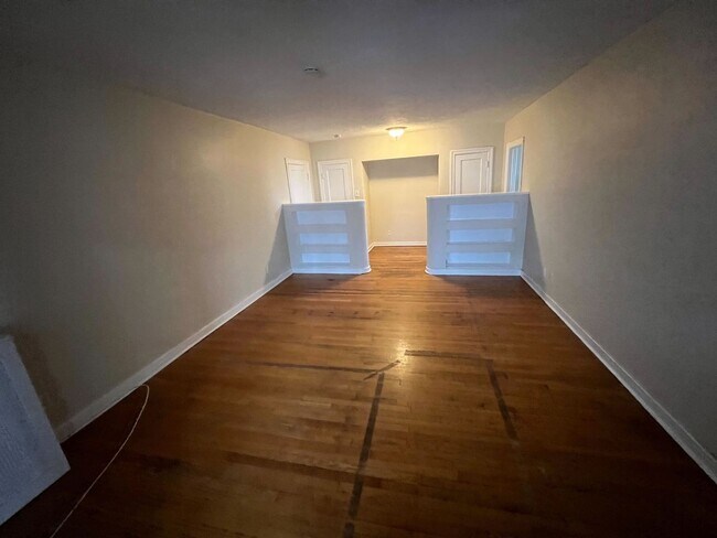 Foto del edificio - 37 Parkwood St