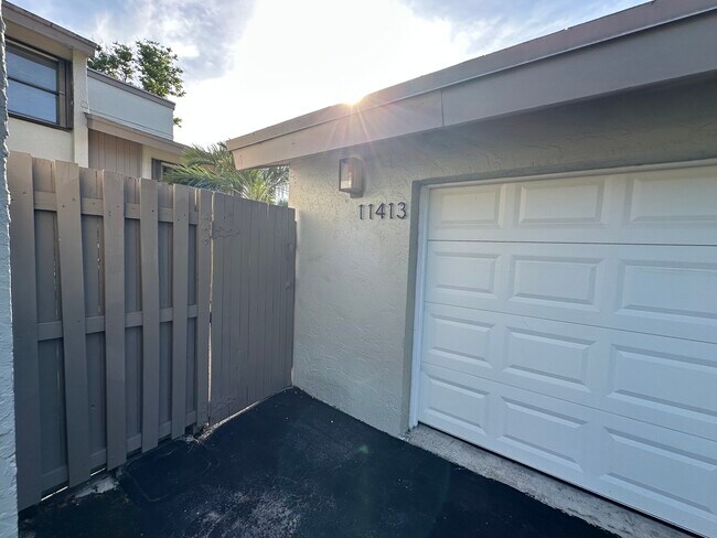Building Photo - 11413 SW 110th Ln