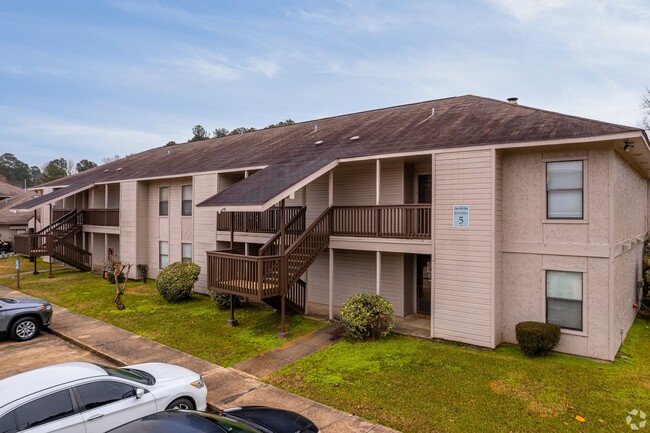 Foto del edificio - Cedar Creek Village