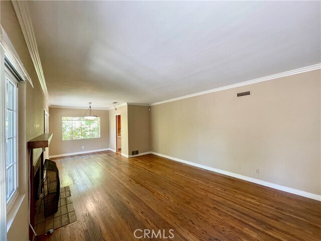 Foto del edificio - 1480 N Mills Ave