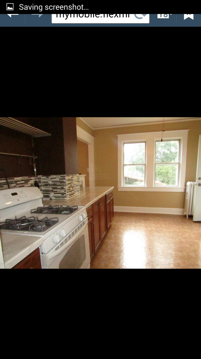 Building Photo - 1415 S Irving Ave