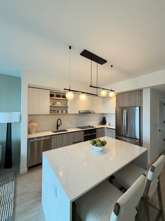 Foto del edificio - 3425 Garden Ave