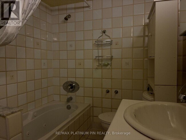 Photo du bâtiment - 315 Apache Trail