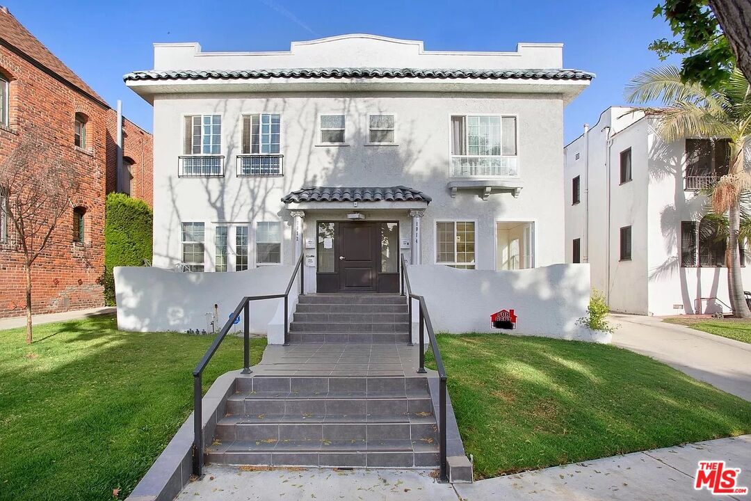 Foto principal - 1014 S Orange Dr