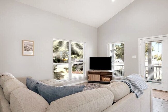 Foto del edificio - 4618 Windstarr Dr