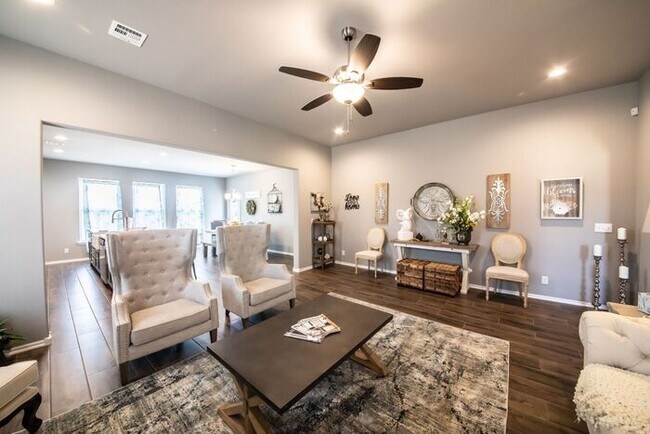 Foto del edificio - 3/2/2 PLUS Office! Broken Arrow Schools! W...