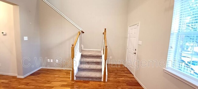Building Photo - 4051 Kyndra Cir
