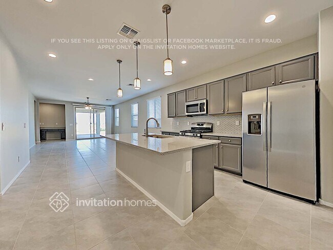 Foto del edificio - 1071 S 175th Dr