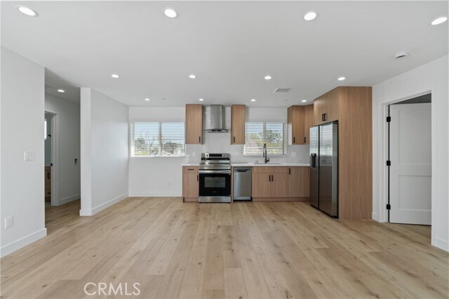 Foto del edificio - 11142 Woodley Ave