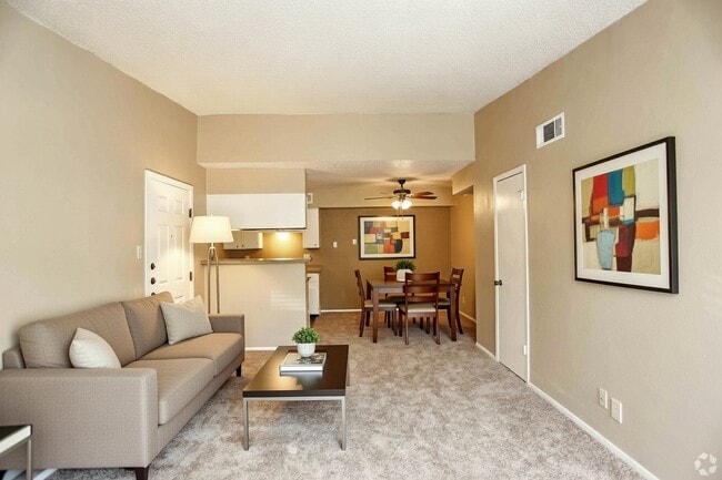 Building Photo - Huntington Hills Apartments