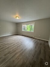 Building Photo - 431 Sunderland Rd