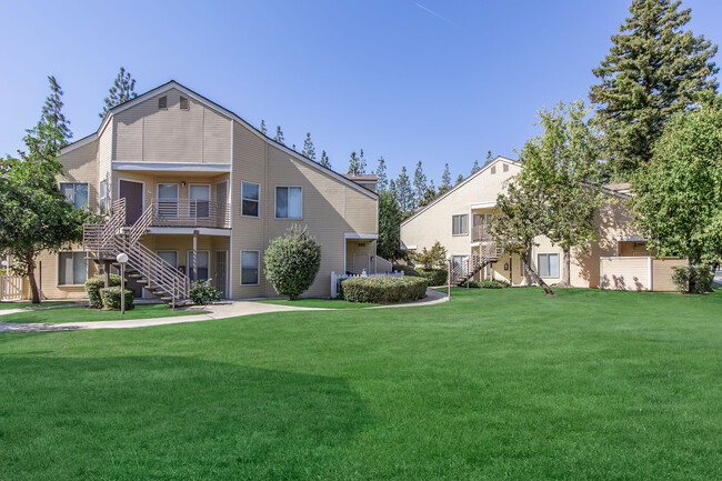 Building Photo - Westcourte Apartments