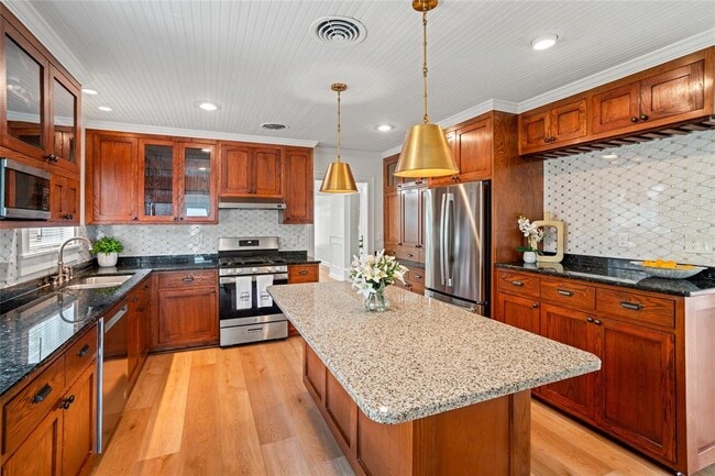 Foto del edificio - 2222 N Ridgewood Ave