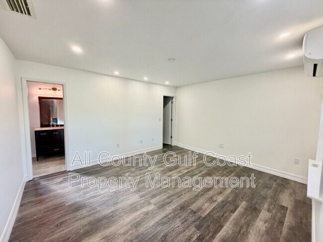 Foto del edificio - 8035 56th Ct E