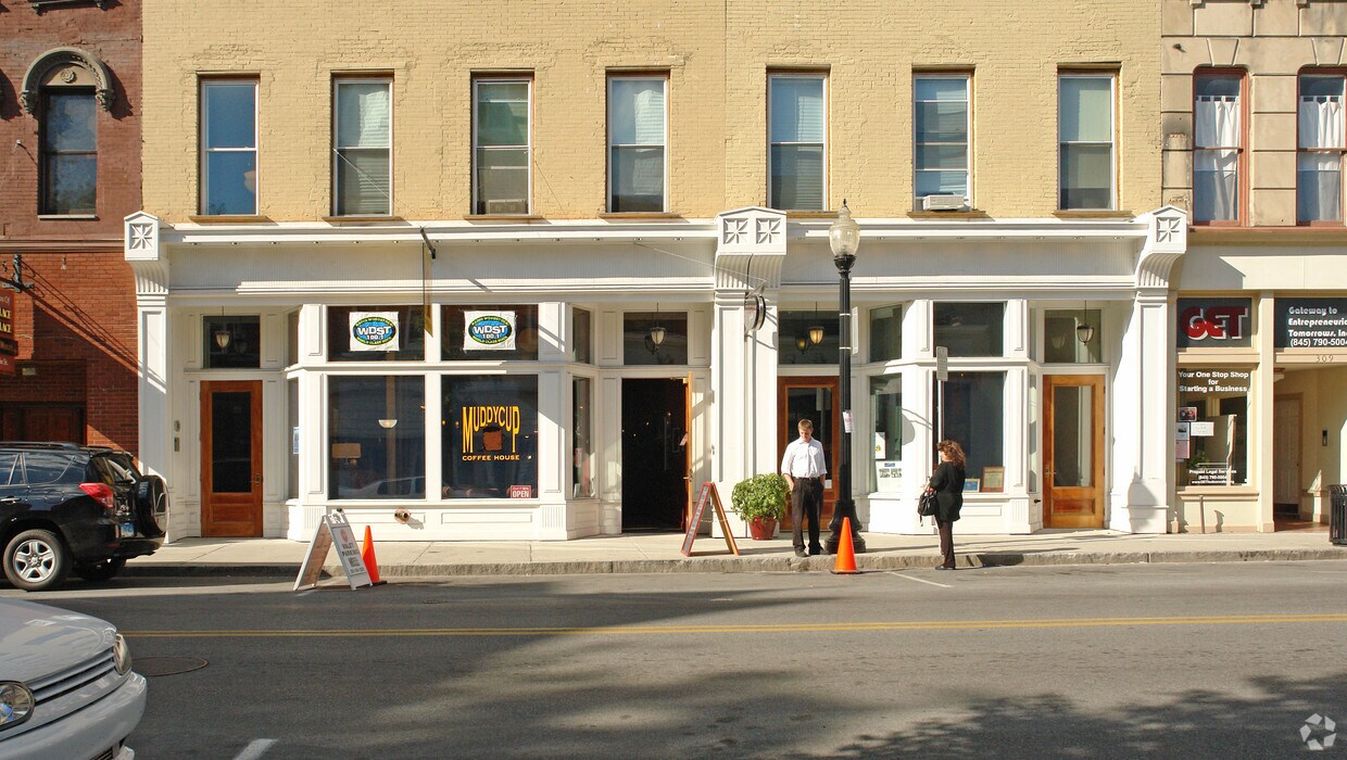 Front of Building - Shwartz Bldg