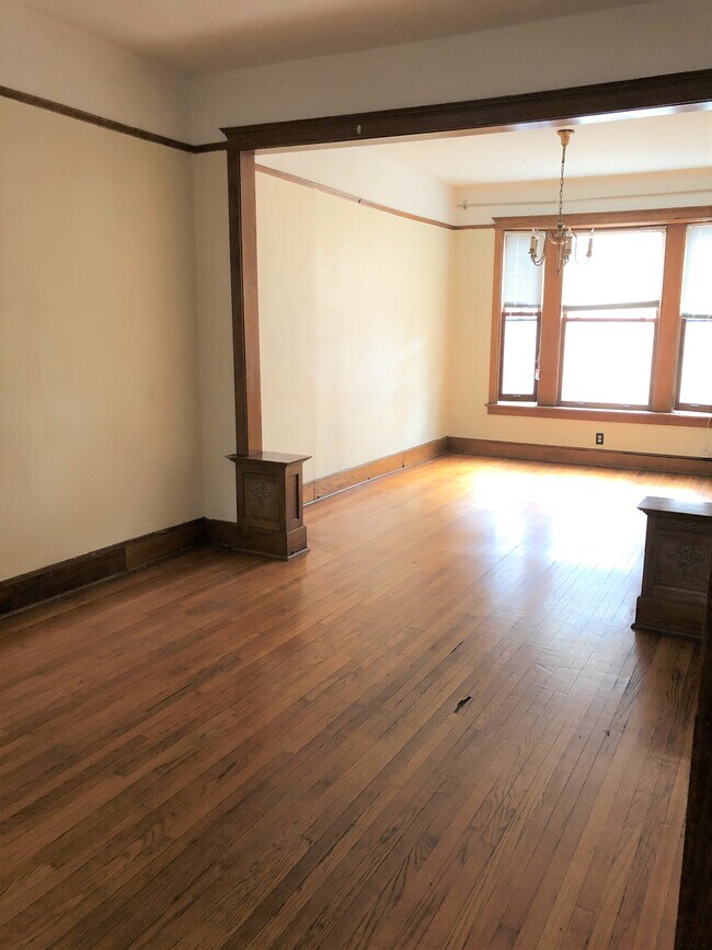 Foto del edificio - 3326 N Clark St