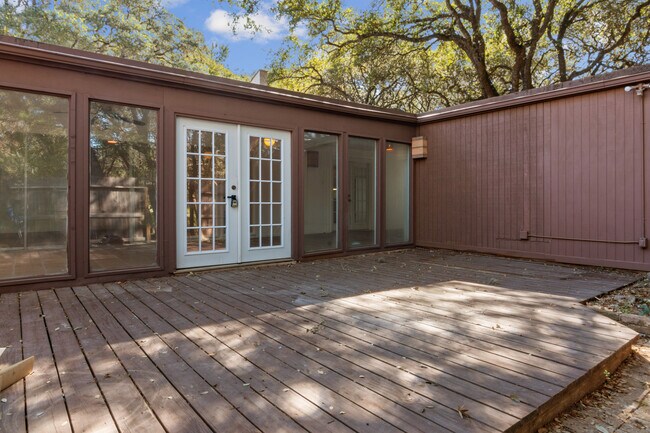 Building Photo - 12031 Arms Way St