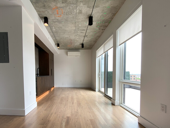 Building Photo - 188 Humboldt St