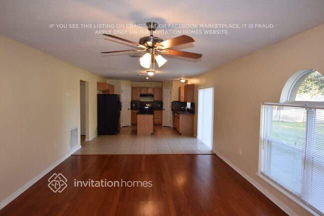 Foto del edificio - 2370 Sheila Dr