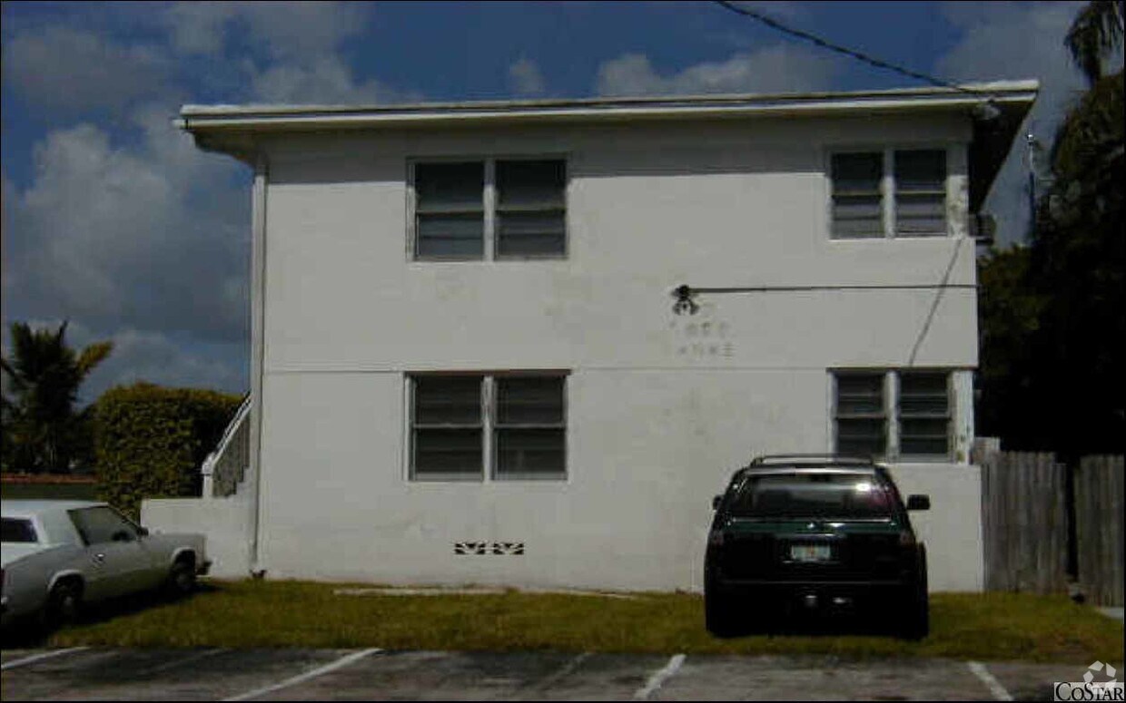 Building Photo - 37 Hendricks Isle