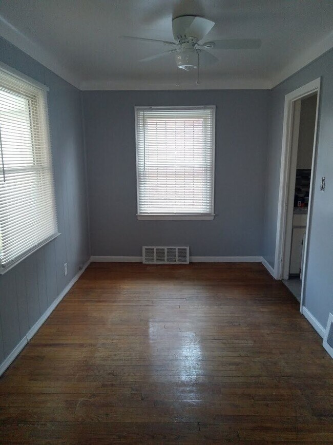 Foto del edificio - Section 8: 4-Bedroom, 1.5-Bathroom Home