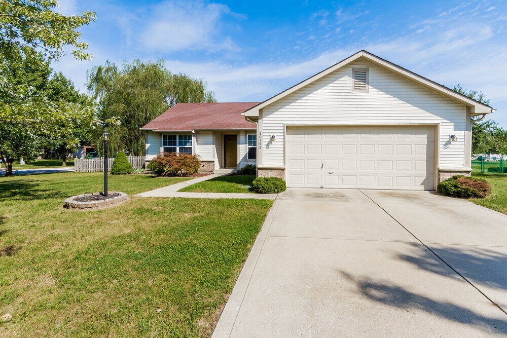 Primary Photo - 20742 Bearsdale Way