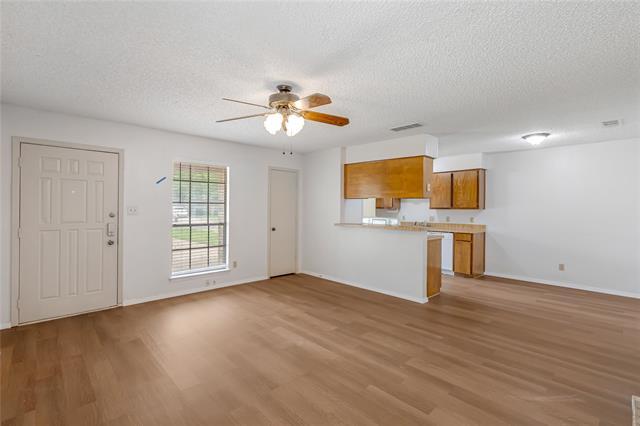 Foto del edificio - 420 Claire Ct