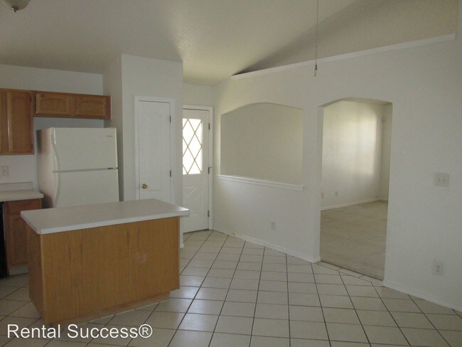 Building Photo - 3 br, 2 bath House - 3448 Sunset Rose Drive