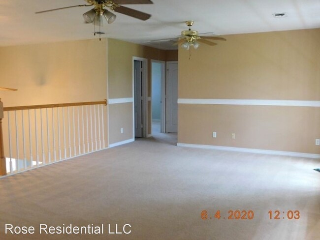 Building Photo - 4 br, 2.5 bath House - 2985 N State Hwy 16