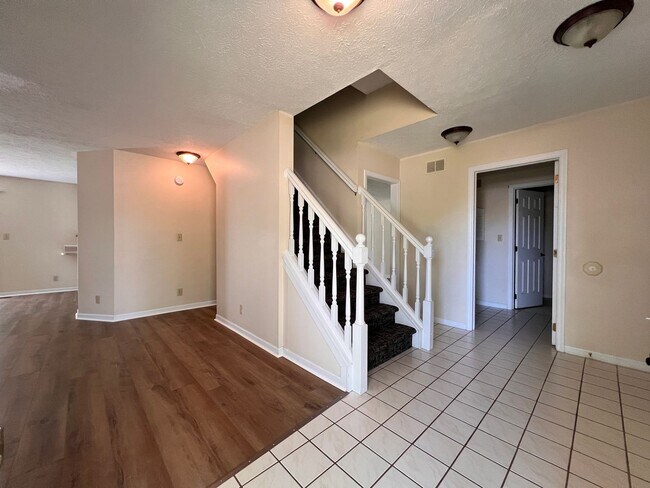 Foto del edificio - 1759 Sandpiper Dr