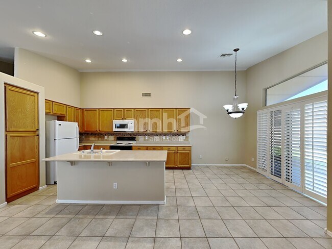 Foto del edificio - 7462 W Mohawk Ln