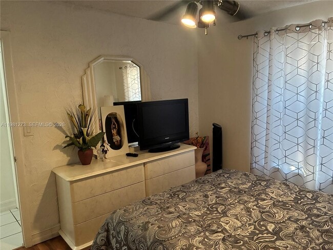 Foto del edificio - 18175 NW 61st Ave