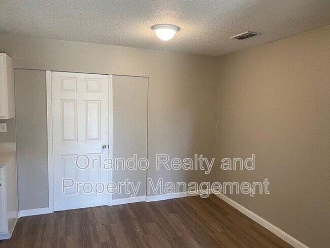 Foto del edificio - 4135 Covington St