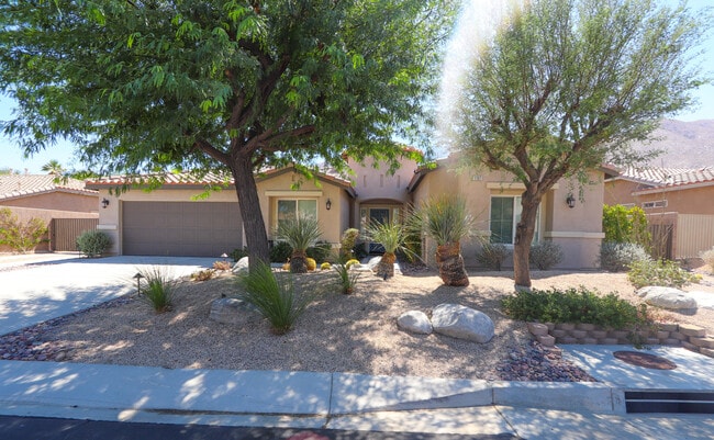 Building Photo - 1197 Oro Ridge