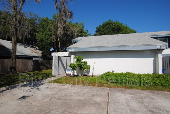 Building Photo - 2877 Wonderwood Ln