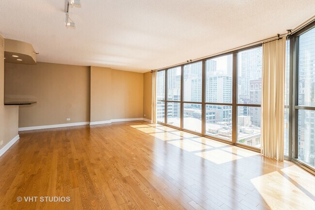 Foto del edificio - 10 E Ontario St